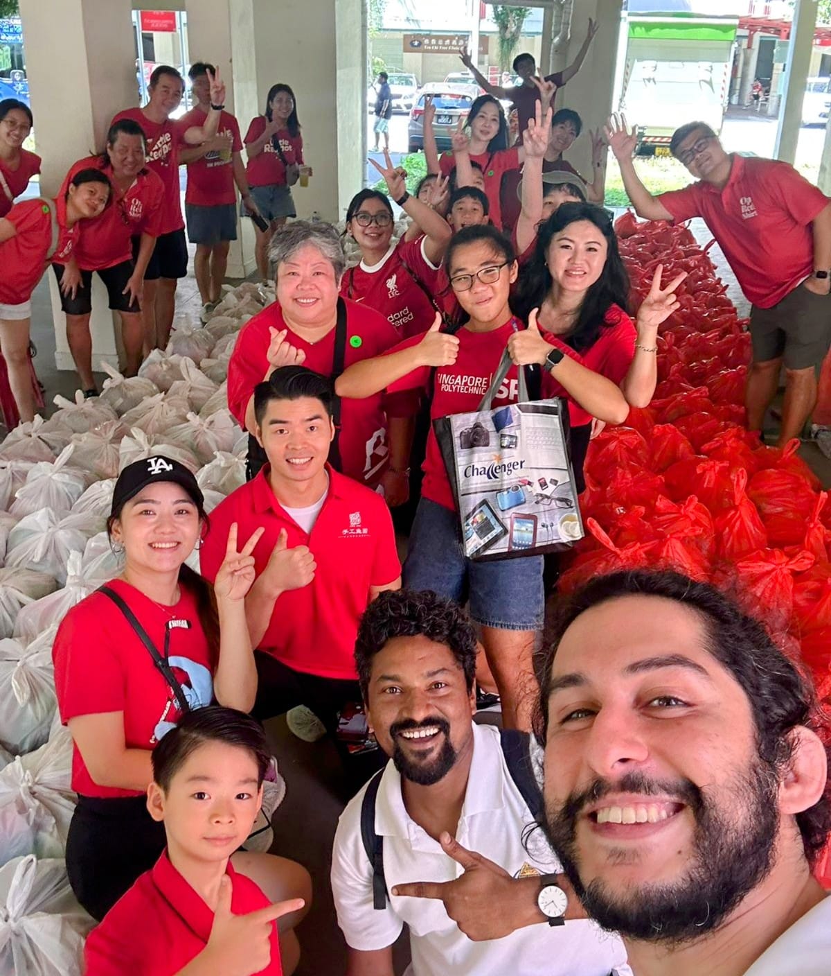 Apex + Redshirt Collaboration Brings Groceries and Food Supplies to 128 Beneficiaries
